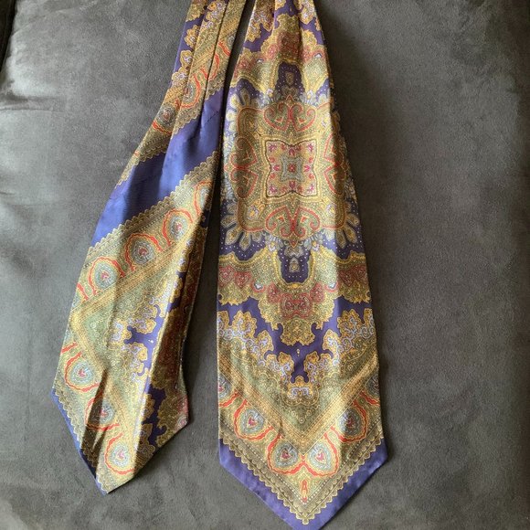 Vintage Silk Bow Tie - Picture 1 of 1